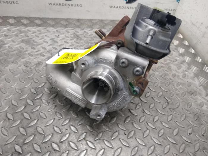 Gebrauchte Turbo Ford Focus Preis € 272,25 Mit Mehrwertsteuer angeboten von Rhenoy Onderdelen b.v.