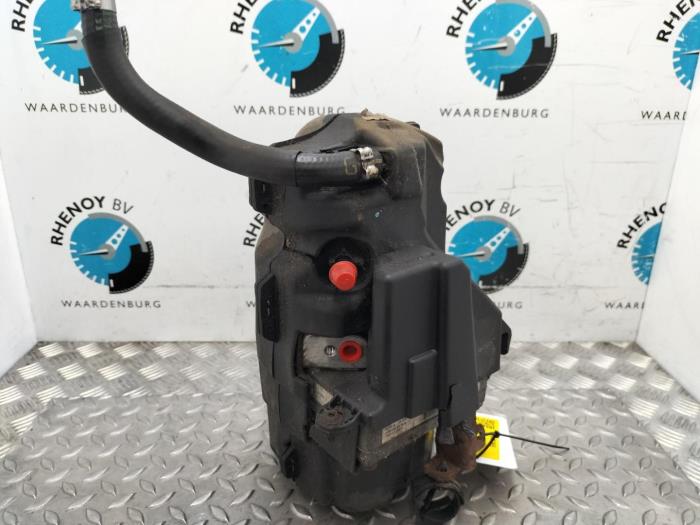 Used Power steering pump Citroen C5 Price € 84,70 Inclusive VAT offered by Rhenoy Onderdelen b.v.