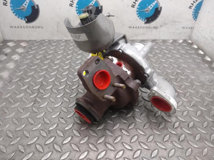 Gebrauchte Turbo Ford Focus Preis € 181,50 Mit Mehrwertsteuer angeboten von Rhenoy Onderdelen b.v.