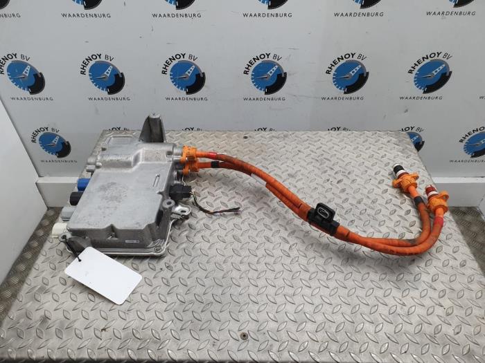 Used Engine management computer Tesla Model X Price € 363,00 Inclusive VAT offered by Rhenoy Onderdelen b.v.