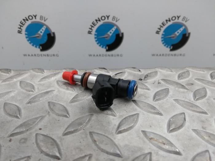 Usagé Injecteurs Smart Forfour Prix € 60,50 Prix TTC proposé par Rhenoy Onderdelen b.v.