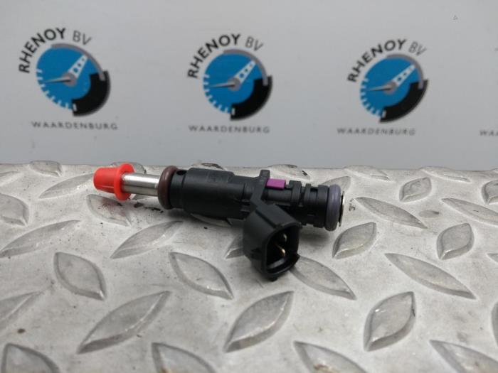 Usagé Injecteurs Smart Forfour Prix € 60,50 Prix TTC proposé par Rhenoy Onderdelen b.v.