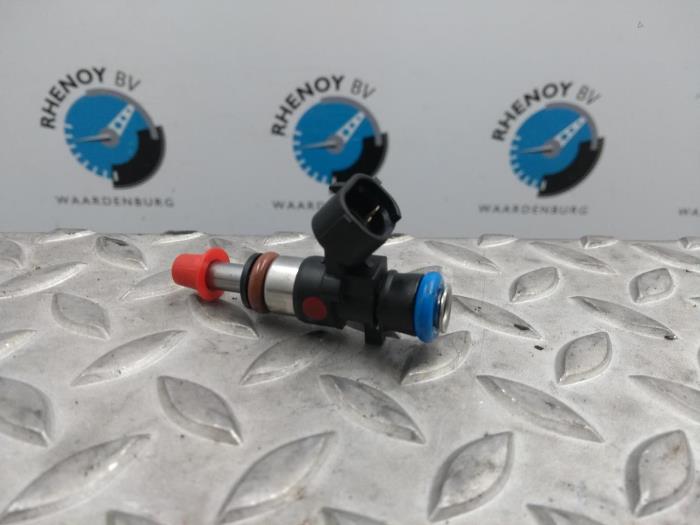 Usagé Injecteurs Renault Twingo Prix € 42,35 Prix TTC proposé par Rhenoy Onderdelen b.v.