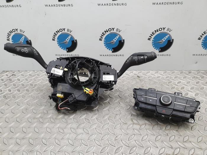 Usagé Divers Ford Kuga Prix € 181,50 Prix TTC proposé par Rhenoy Onderdelen b.v.