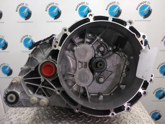 Gebrauchte Getriebe Ford Focus Preis € 1.089,00 Mit Mehrwertsteuer angeboten von Rhenoy Onderdelen b.v.