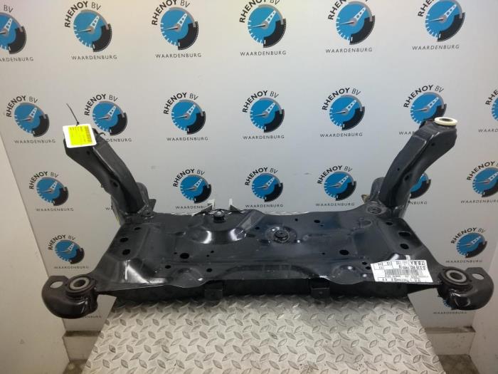 Gebrauchte Subchasis Ford C-Max Preis € 181,50 Mit Mehrwertsteuer angeboten von Rhenoy Onderdelen b.v.