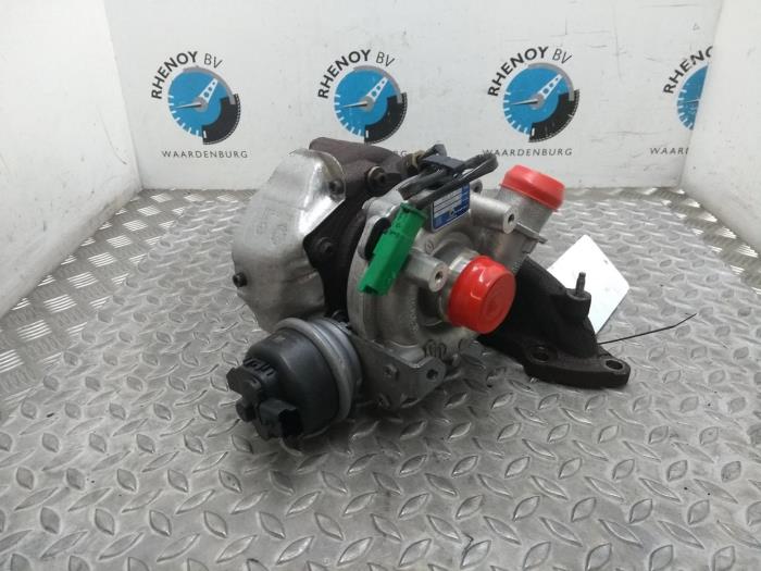 Usagé Turbo Ford Mondeo Prix € 363,00 Prix TTC proposé par Rhenoy Onderdelen b.v.