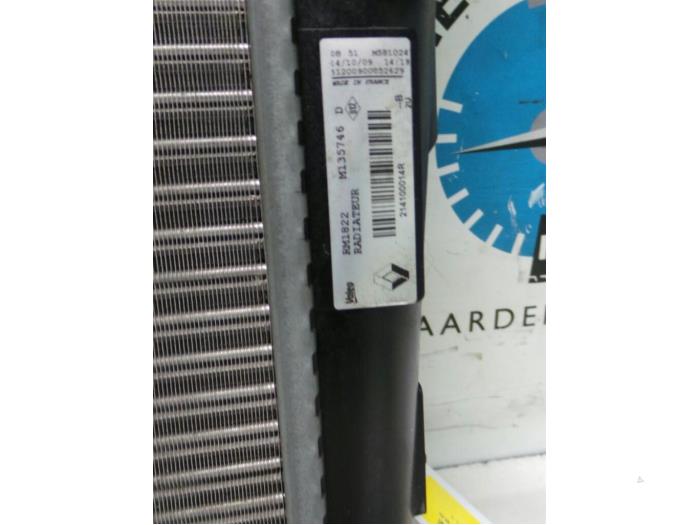 Usagé Radiateur Renault Megane Prix € 87,12 Prix TTC proposé par Rhenoy Onderdelen b.v.