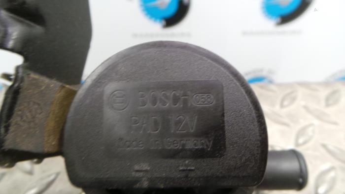 Begagnade Vattenpump Renault Master Pris € 90,75 Inklusive moms erbjuds av Rhenoy Onderdelen b.v.
