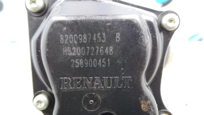 Gebrauchte Drosselklappengehäuse Renault Master Preis € 96,80 Mit Mehrwertsteuer angeboten von Rhenoy Onderdelen b.v.