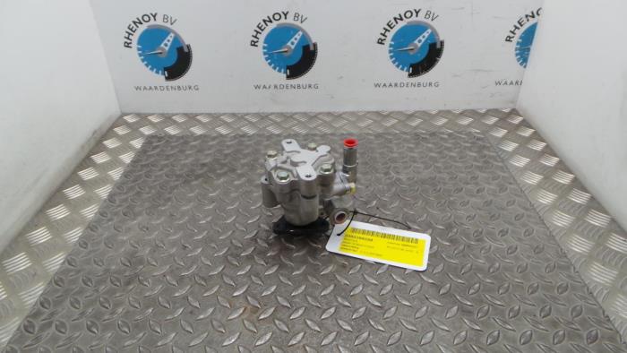 Usagé Pompe de direction Renault Master Prix € 96,80 Prix TTC proposé par Rhenoy Onderdelen b.v.
