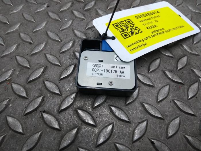 Usagé Divers Ford Kuga Prix € 60,50 Prix TTC proposé par Rhenoy Onderdelen b.v.