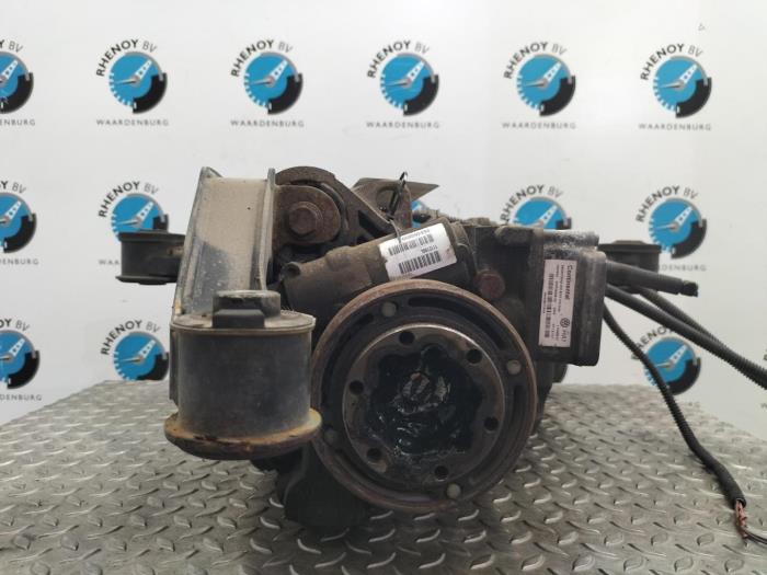 Usagé Différentiel arrière Volkswagen Transporter Prix € 605,00 Prix TTC proposé par Rhenoy Onderdelen b.v.