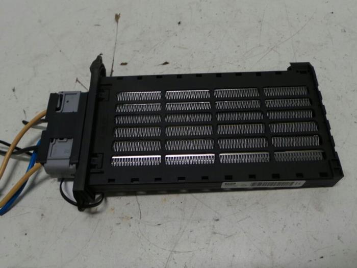 Used Radiator Dacia Sandero Price € 60,50 Inclusive VAT offered by Rhenoy Onderdelen b.v.