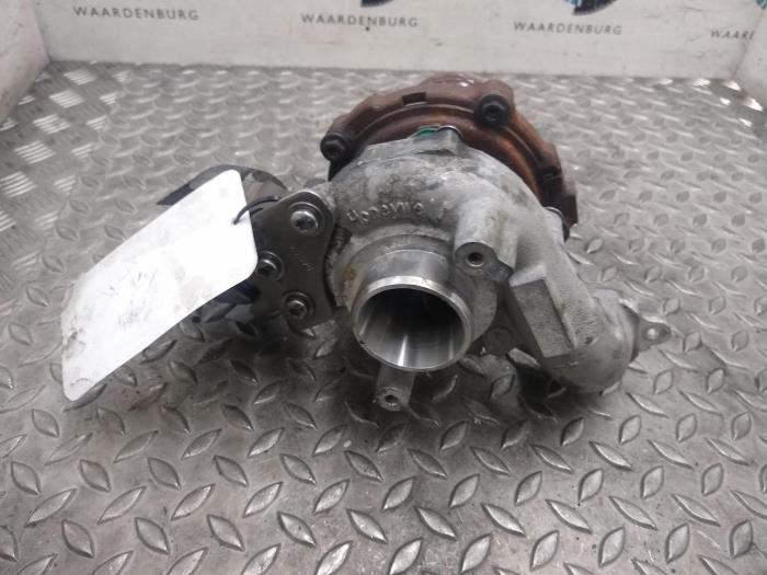 Gebrauchte Turbo Peugeot 3008 Preis € 302,50 Mit Mehrwertsteuer angeboten von Rhenoy Onderdelen b.v.