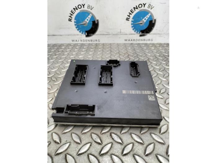 Used Engine management computer Porsche Cayenne Price € 181,50 Inclusive VAT offered by Rhenoy Onderdelen b.v.
