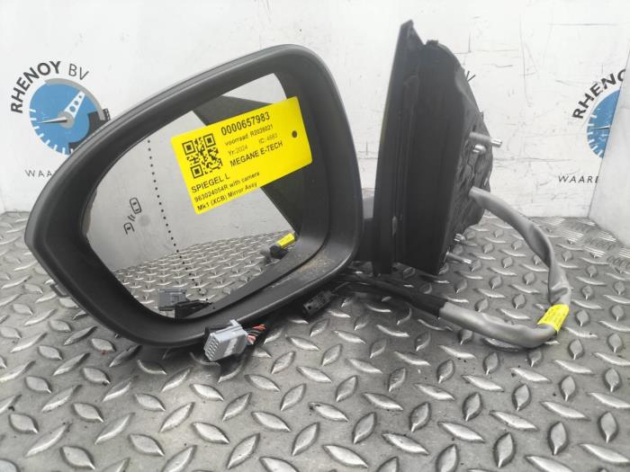 Używane Lusterko zewnetrzne lewe Renault Megane Cena € 423,50 Z VAT oferowane przez Rhenoy Onderdelen b.v.