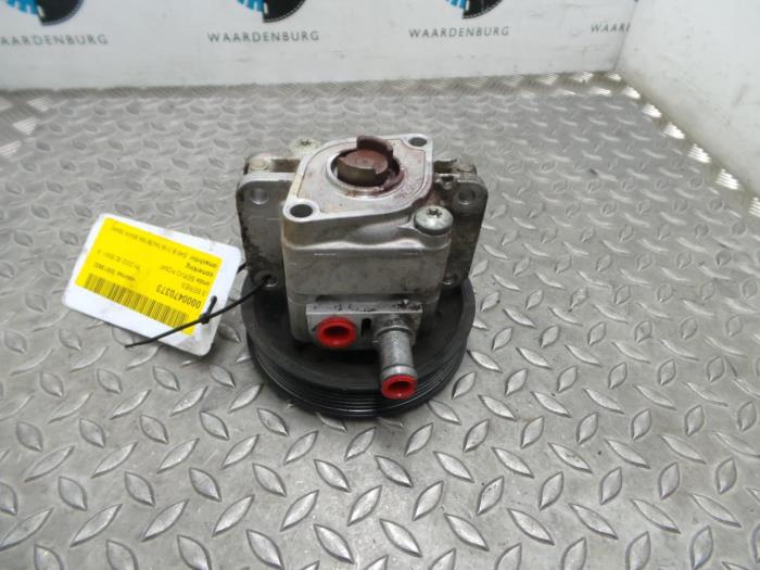 Usagé Pompe de direction BMW 3-Série Prix € 60,50 Prix TTC proposé par Rhenoy Onderdelen b.v.