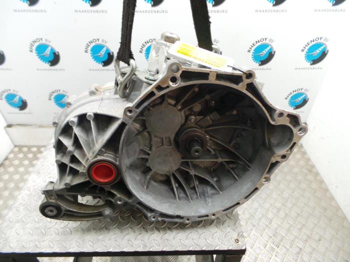 Gebrauchte Getriebe Ford Focus Preis € 907,50 Mit Mehrwertsteuer angeboten von Rhenoy Onderdelen b.v.