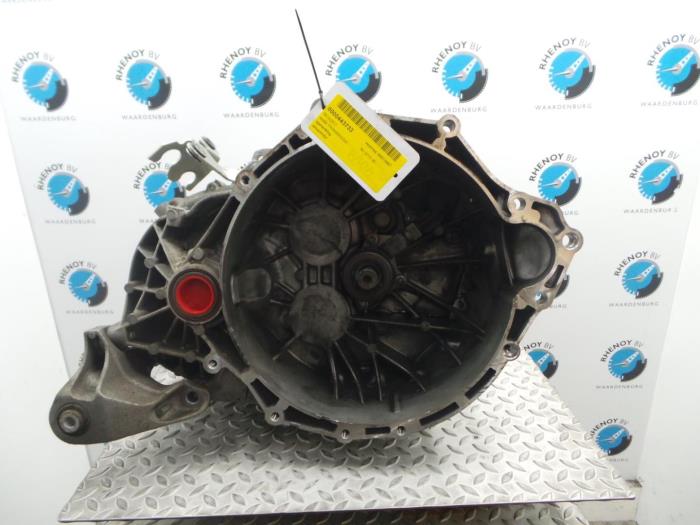 Gebrauchte Getriebe Ford Mondeo Preis € 1.089,00 Mit Mehrwertsteuer angeboten von Rhenoy Onderdelen b.v.