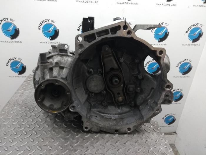 Gebrauchte Getriebe Chevrolet Aveo Preis € 242,00 Mit Mehrwertsteuer angeboten von Rhenoy Onderdelen b.v.
