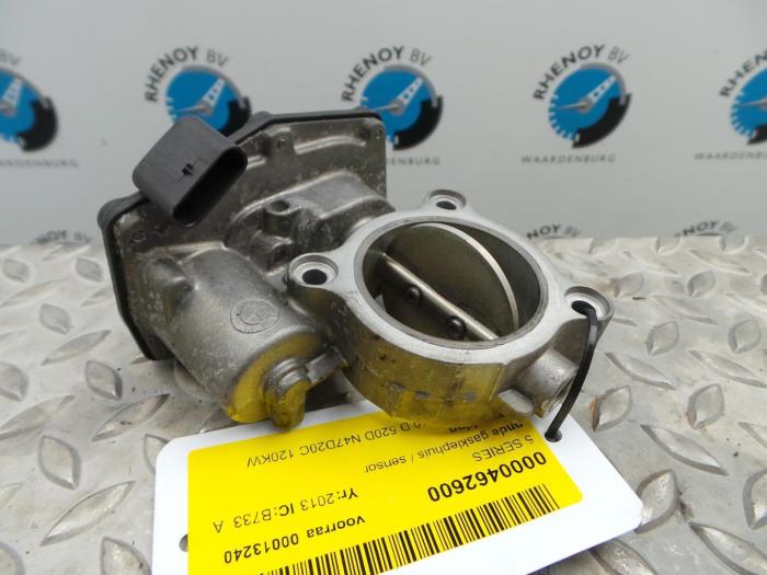Gebrauchte Drosselklappengehäuse BMW 5-Serie Preis € 96,80 Mit Mehrwertsteuer angeboten von Rhenoy Onderdelen b.v.