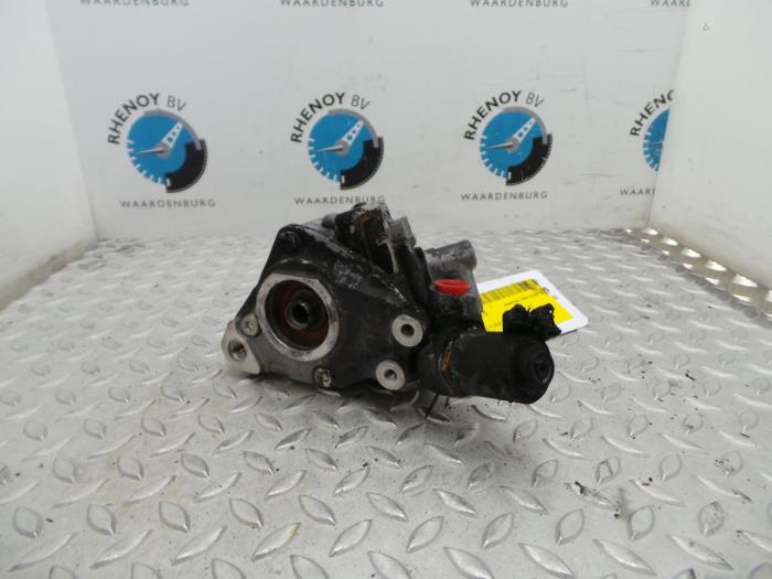 Usagé Pompe de direction Audi RS5 Prix € 302,50 Prix TTC proposé par Rhenoy Onderdelen b.v.
