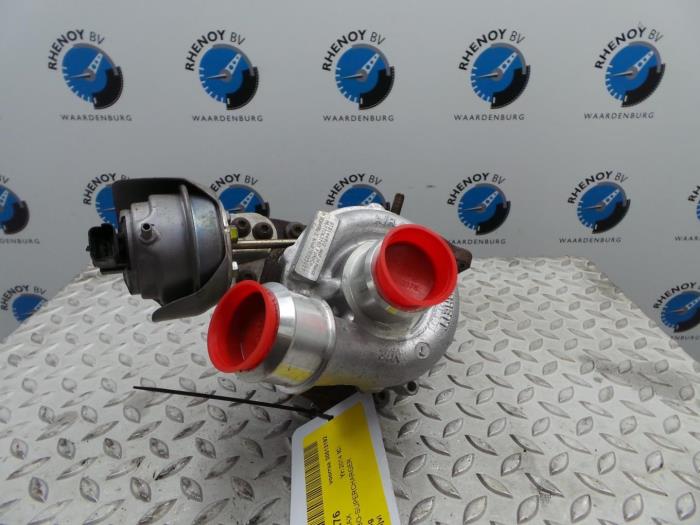 Usagé Turbo Ford Grand C-Max Prix € 302,50 Prix TTC proposé par Rhenoy Onderdelen b.v.