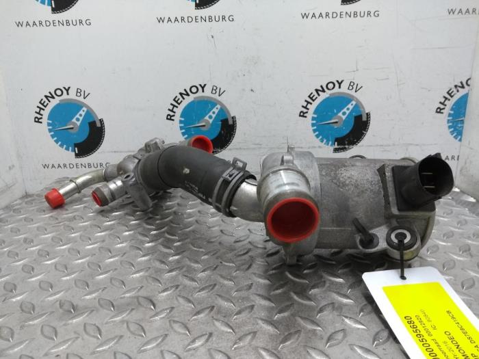 Begagnade Vattenpump Ford Mondeo Pris € 181,50 Inklusive moms erbjuds av Rhenoy Onderdelen b.v.