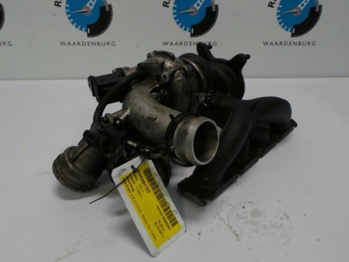 Usagé Turbo Volkswagen Golf Prix € 272,25 Prix TTC proposé par Rhenoy Onderdelen b.v.