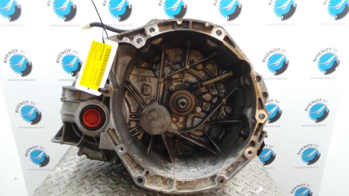 Gebrauchte Getriebe Renault Megane Preis € 484,00 Mit Mehrwertsteuer angeboten von Rhenoy Onderdelen b.v.