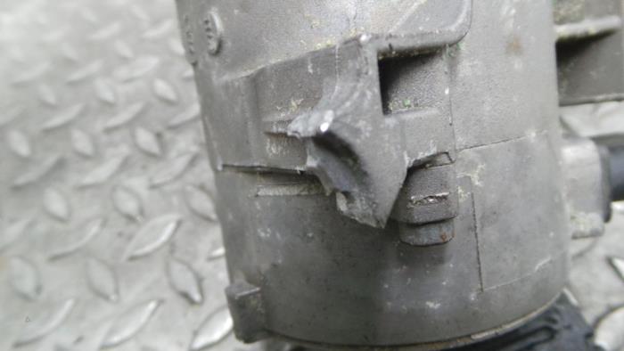 Usagé Pompe à eau BMW 3-Série Prix € 90,75 Prix TTC proposé par Rhenoy Onderdelen b.v.