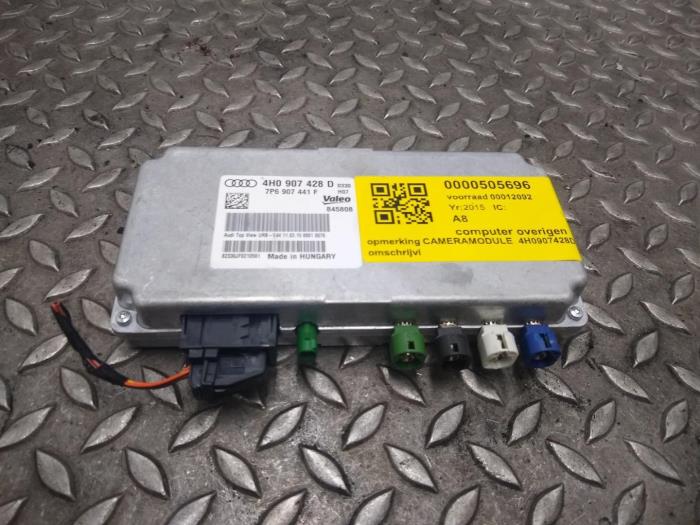 Used Engine management computer Audi A8 Price € 242,00 Inclusive VAT offered by Rhenoy Onderdelen b.v.