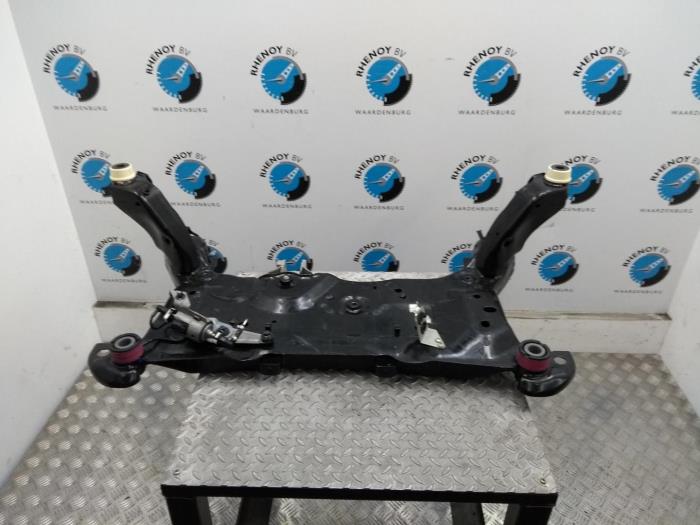 Used Subframe Ford Kuga Price € 181,50 Inclusive VAT offered by Rhenoy Onderdelen b.v.