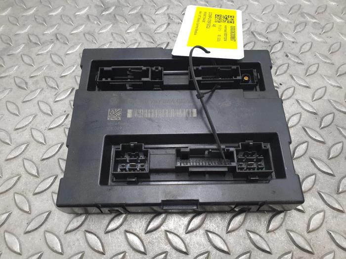 Used Engine management computer Audi A5 Price € 121,00 Inclusive VAT offered by Rhenoy Onderdelen b.v.