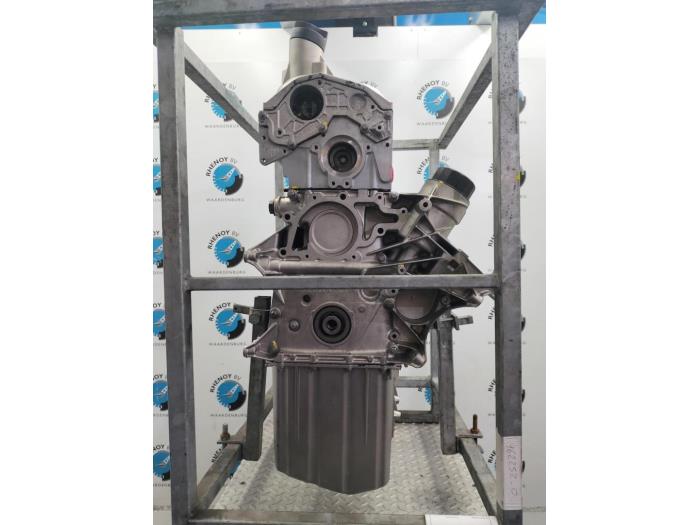 Overhauled Engine Mercedes Sprinter Price on request offered by Rhenoy Onderdelen b.v.