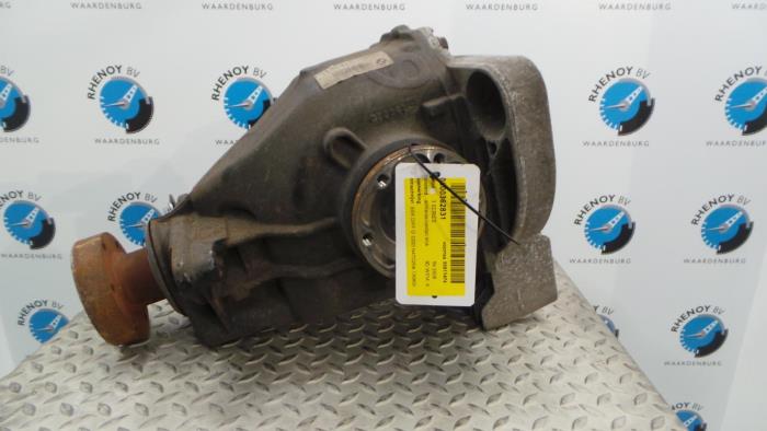 Gebrauchte Differential hinten BMW 3-Serie Preis € 302,50 Mit Mehrwertsteuer angeboten von Rhenoy Onderdelen b.v.