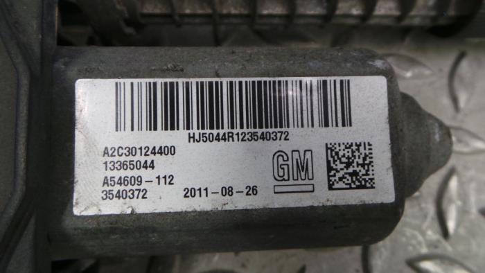 Gebrauchte Sonstige Opel Meriva Preis € 145,20 Mit Mehrwertsteuer angeboten von Rhenoy Onderdelen b.v.