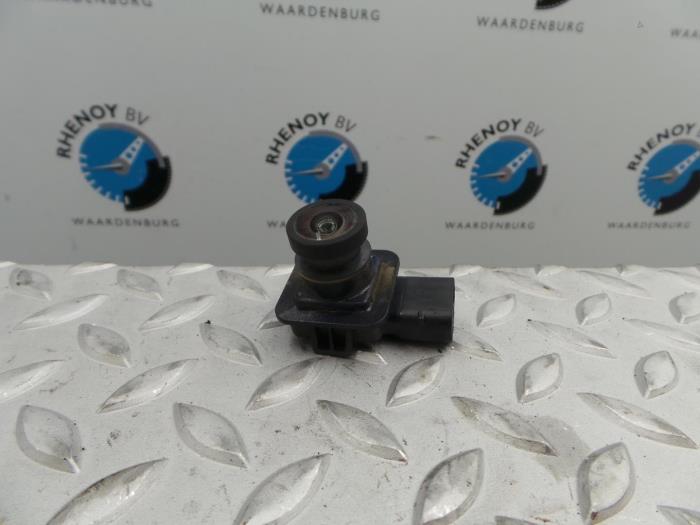Usados Varios Ford Mondeo Precio € 96,80 IVA incluido ofrecido por Rhenoy Onderdelen b.v.