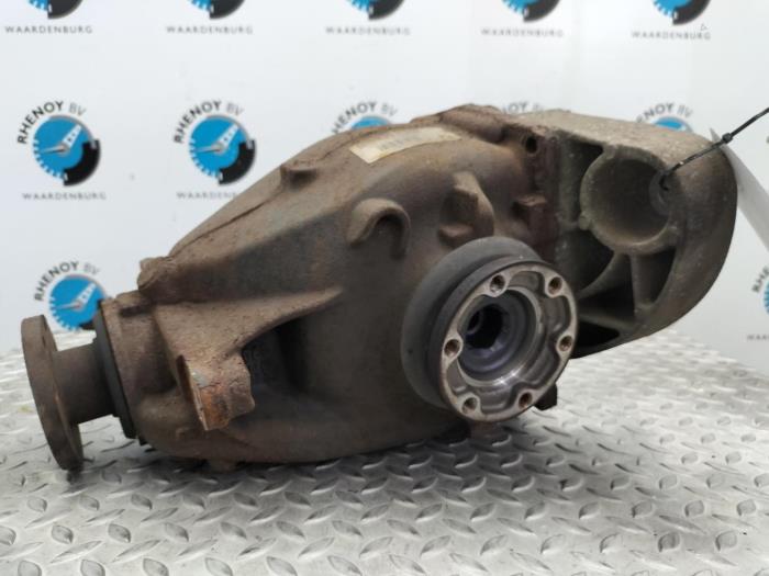 Gebrauchte Differential hinten BMW 3-Serie Preis € 302,50 Mit Mehrwertsteuer angeboten von Rhenoy Onderdelen b.v.