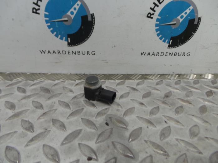 Gebrauchte Sonstige Ford Mondeo Preis € 30,25 Mit Mehrwertsteuer angeboten von Rhenoy Onderdelen b.v.