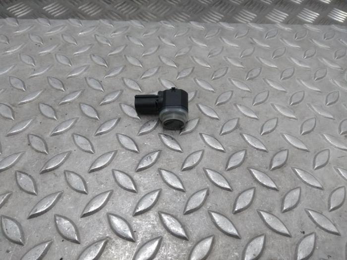 Gebrauchte Sonstige Ford Mondeo Preis € 36,30 Mit Mehrwertsteuer angeboten von Rhenoy Onderdelen b.v.