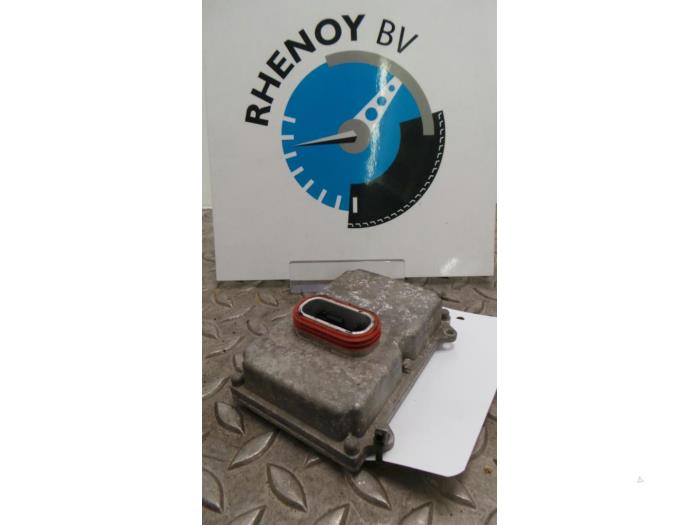 Usagé Divers Mercedes E-Klasse Prix € 60,50 Prix TTC proposé par Rhenoy Onderdelen b.v.