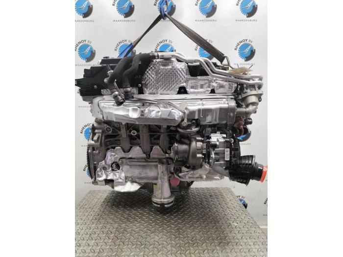 Motor van een BMW 5-Serie 2023