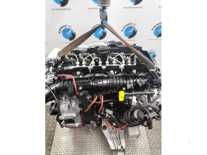 Motor van een BMW 5-Serie 2023
