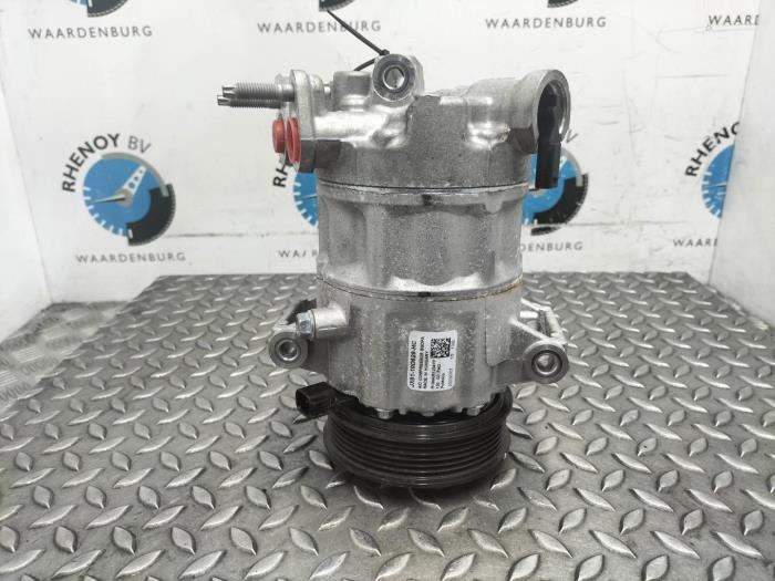 Usagé Pompe clim Ford Focus Prix € 145,20 Prix TTC proposé par Rhenoy Onderdelen b.v.