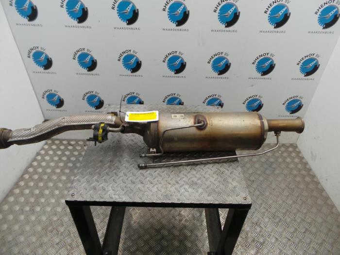 Gebrauchte Rußfilter Peugeot 2008 Preis € 363,00 Mit Mehrwertsteuer angeboten von Rhenoy Onderdelen b.v.