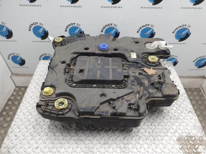 Gebrauchte Adblue Pumpe Peugeot 2008 Preis € 484,00 Mit Mehrwertsteuer angeboten von Rhenoy Onderdelen b.v.