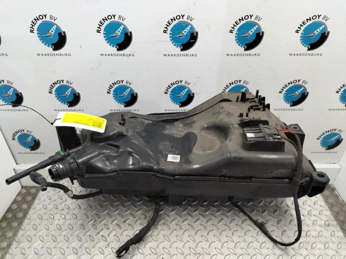 Usagé Pompe Adblue Volkswagen Golf Prix € 169,40 Prix TTC proposé par Rhenoy Onderdelen b.v.