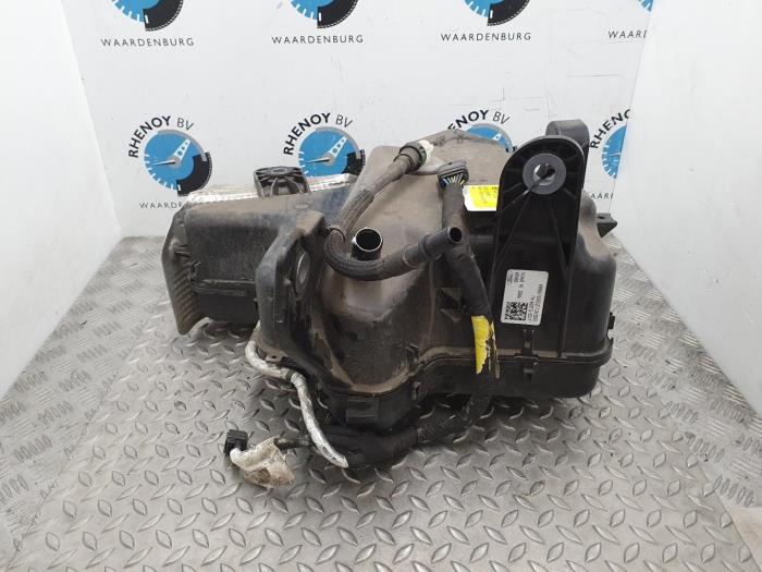 Usagé Pompe Adblue Ford S-Max Prix € 242,00 Prix TTC proposé par Rhenoy Onderdelen b.v.